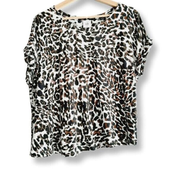 CABI Boxy Asymmetric Hem Soft Short Sleeve Leopard T-shirt Top Sz M - Picture 2 of 8